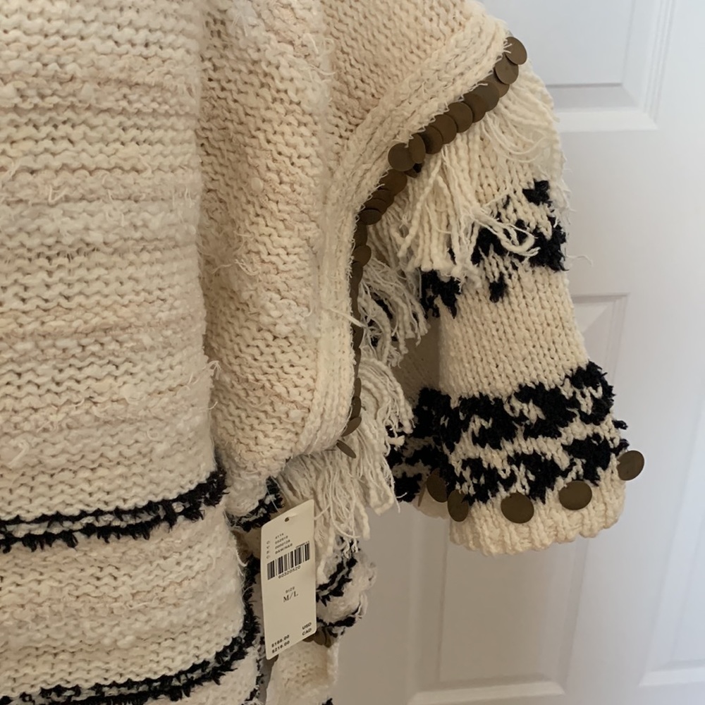 🌷ANTHROPOLOGIE EMBELLISHED SWEATER 🌷 - Picture 4 of 9